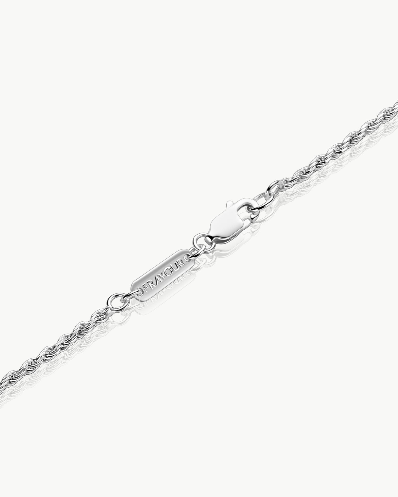 sterling silver rope chain clasp and finishing details – Fravour
#material_925 Sterling Silver