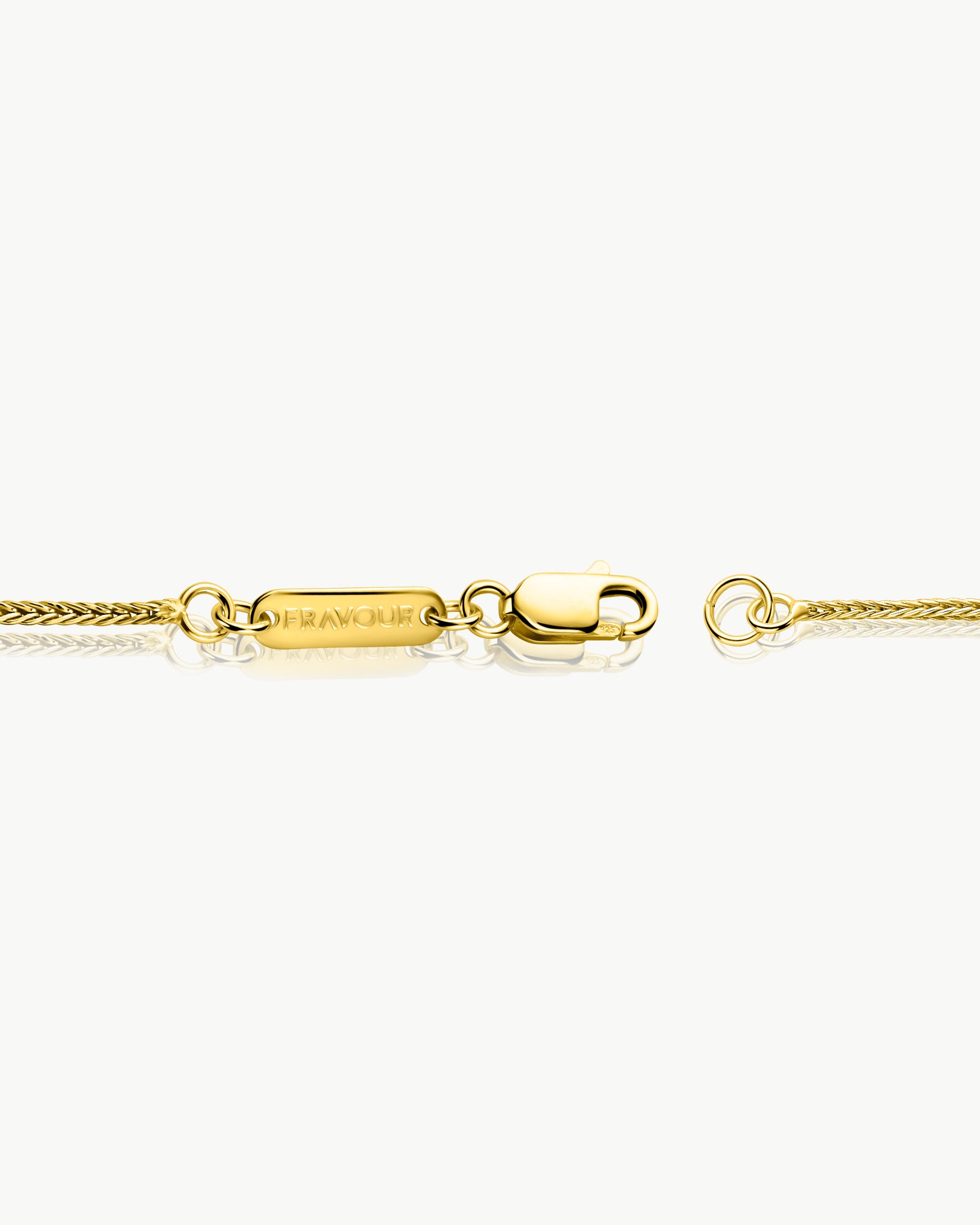 gold plated foxtail bracelet clasp and finishing details – Fravour
#material_14ct Gold Plated