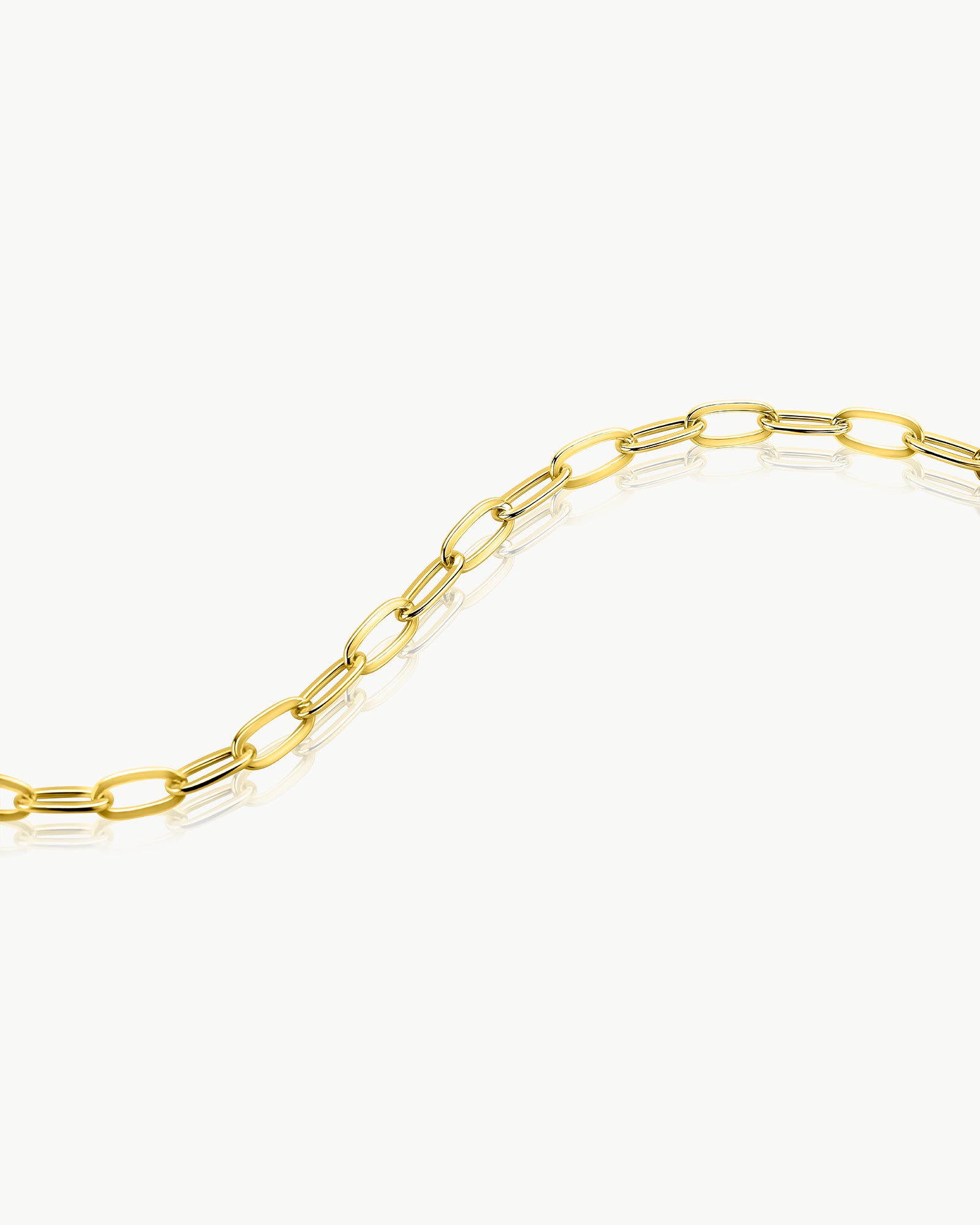 oval bracelet link detail in gold plated finish – Fravour
#material_14ct Gold Plated