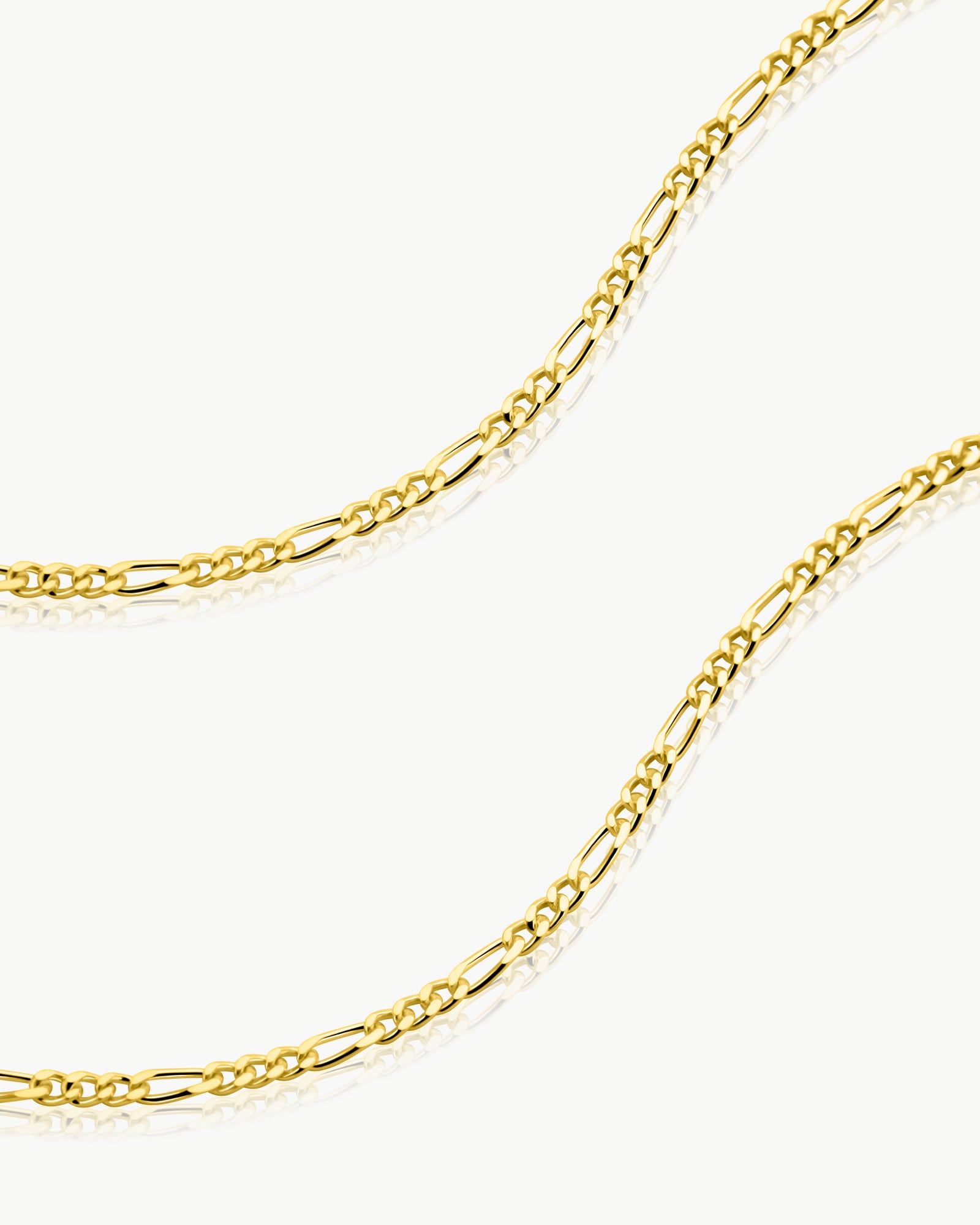 figaro chain link detail in gold plated finish – Fravour
#material_14ct Gold Plated