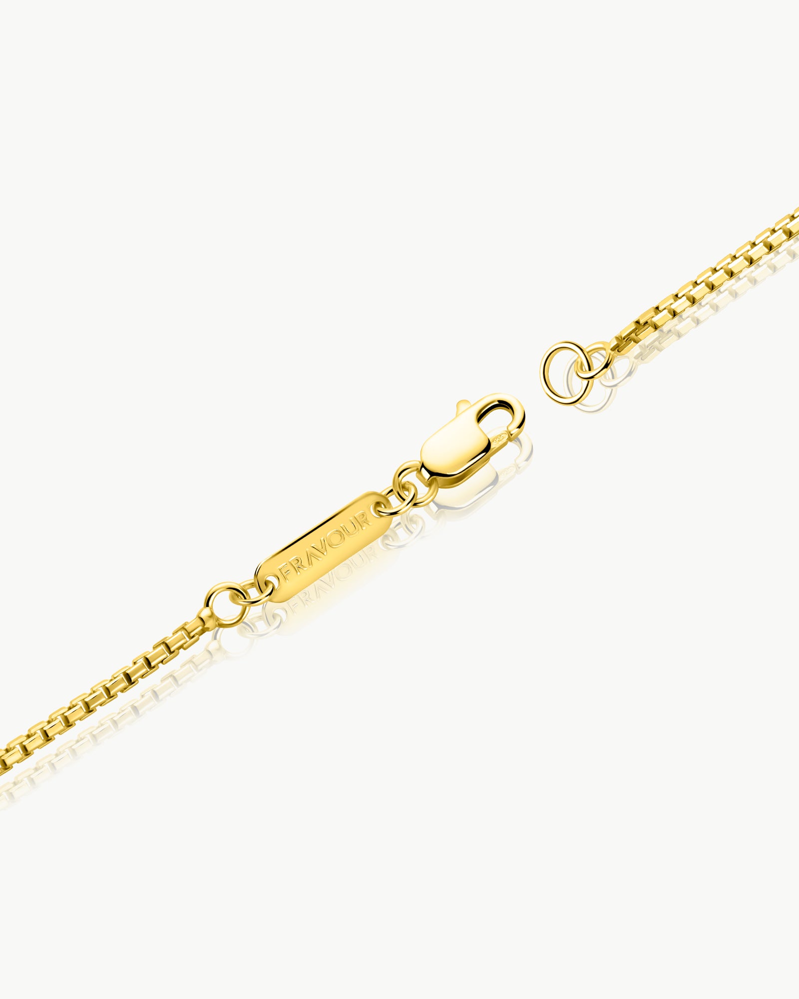 gold plated box chain clasp and finishing details – Fravour
#material_14ct Gold Plated