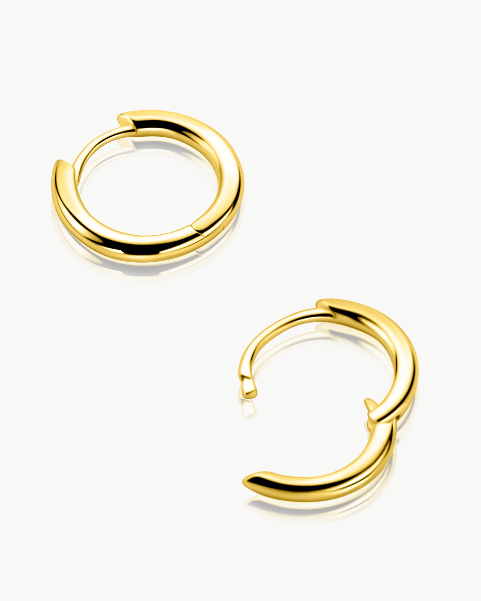 small 10mm hoop earrings angled detail gold plated – Fravour
#material_14ct Gold Plated