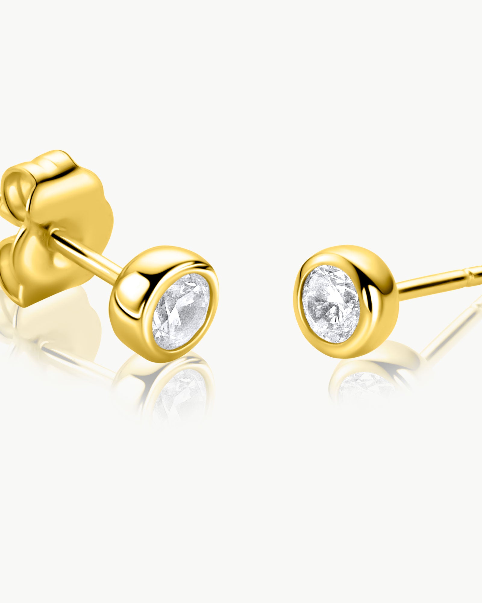 round stud earrings angled detail gold plated – Fravour
#material_14ct Gold Plated